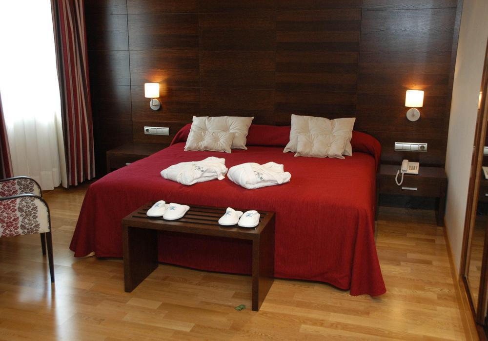 Hotel Fc Villalba Collado Villalba Habitación foto
